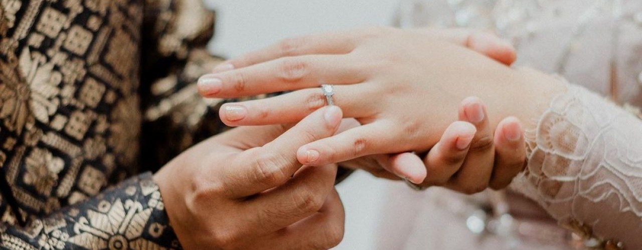 Prefer Marriage Between Ummah